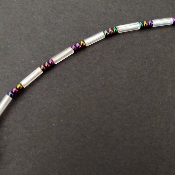 Unique carved stone face statement glass beaded necklace - Picture 10 of 15